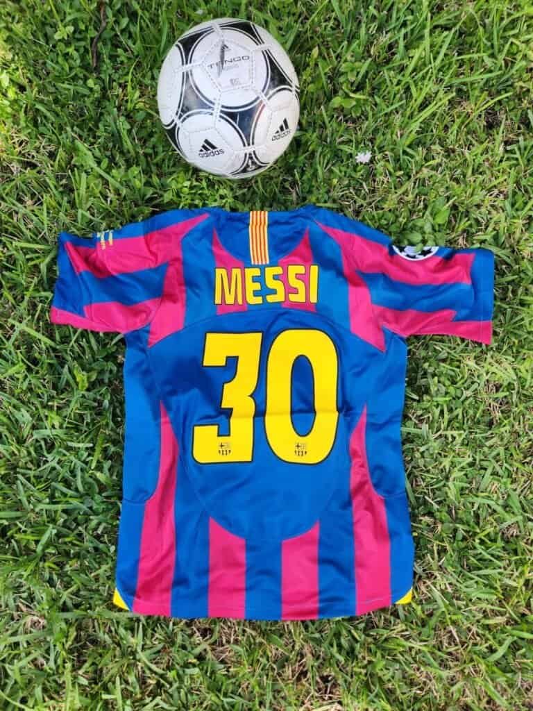 Barcelona Home Retro 05/06