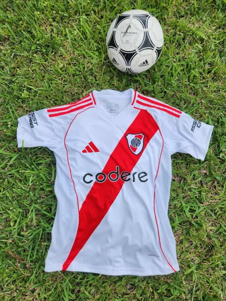 River Plate Home Fan 24/25