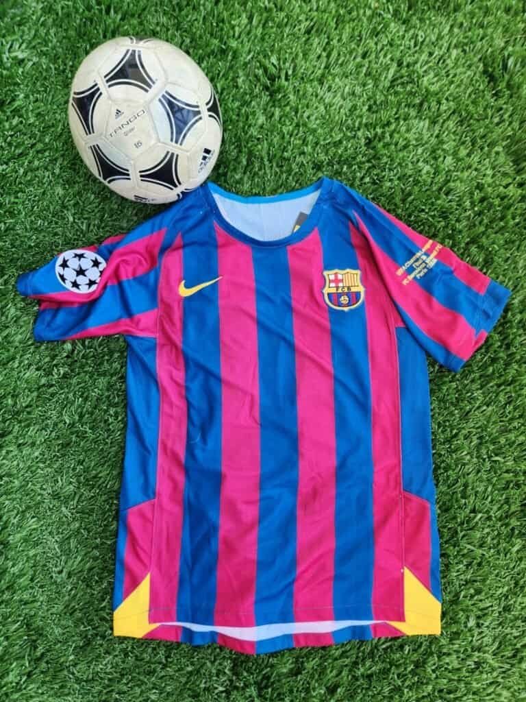 Barcelona Home Retro 05/06