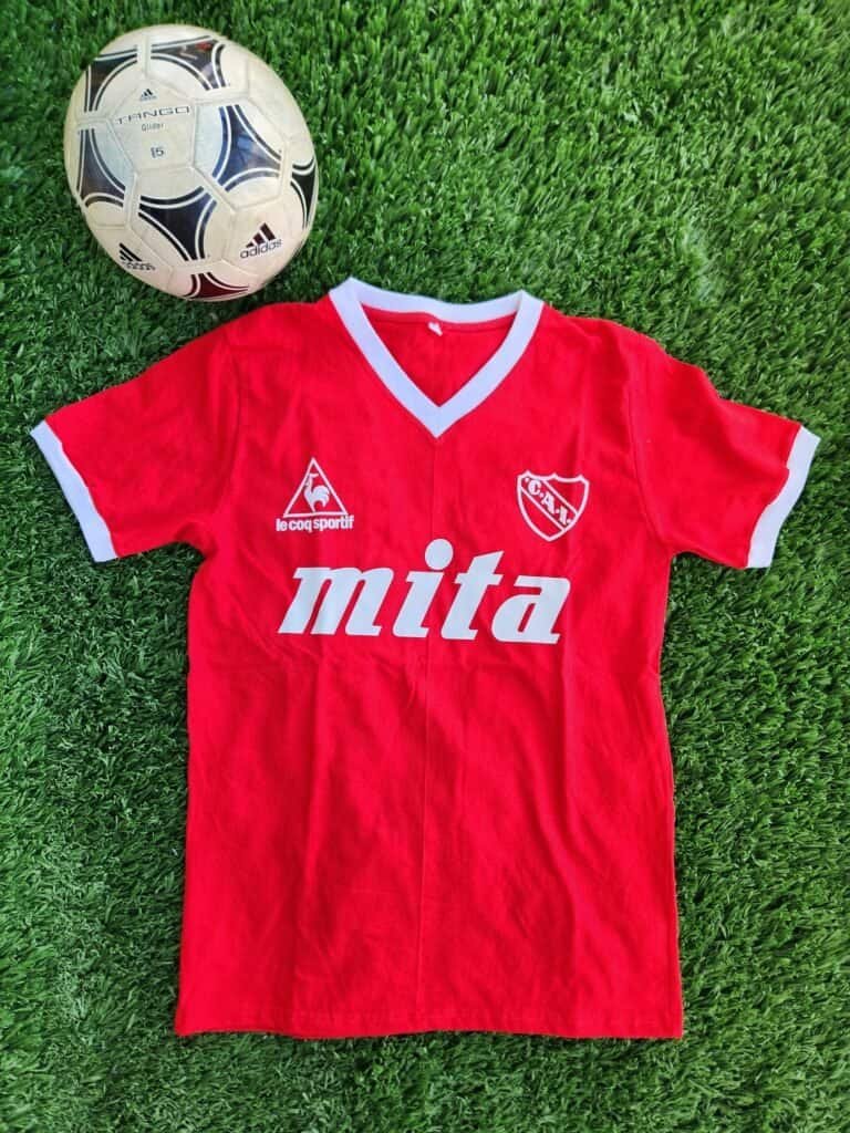 Independiente Retro 86' (Bochini)