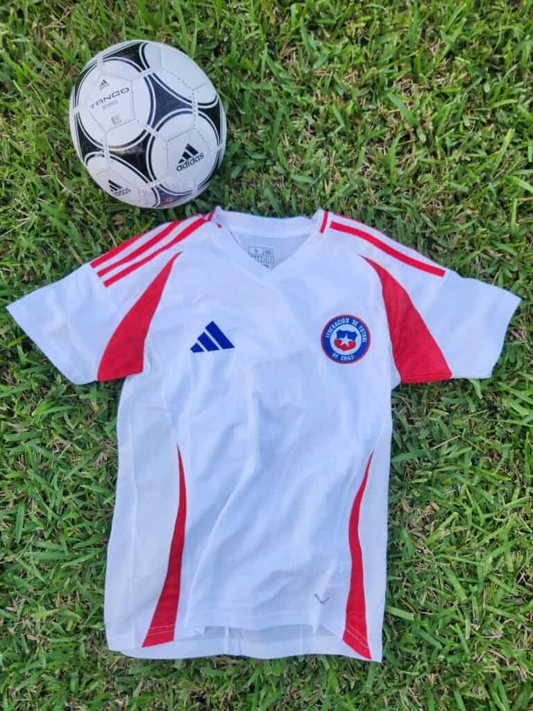 Chile Away Fan Version 24/25