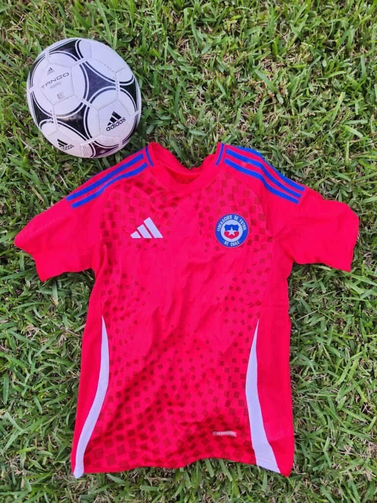 Chile Home Fan Version 24/25