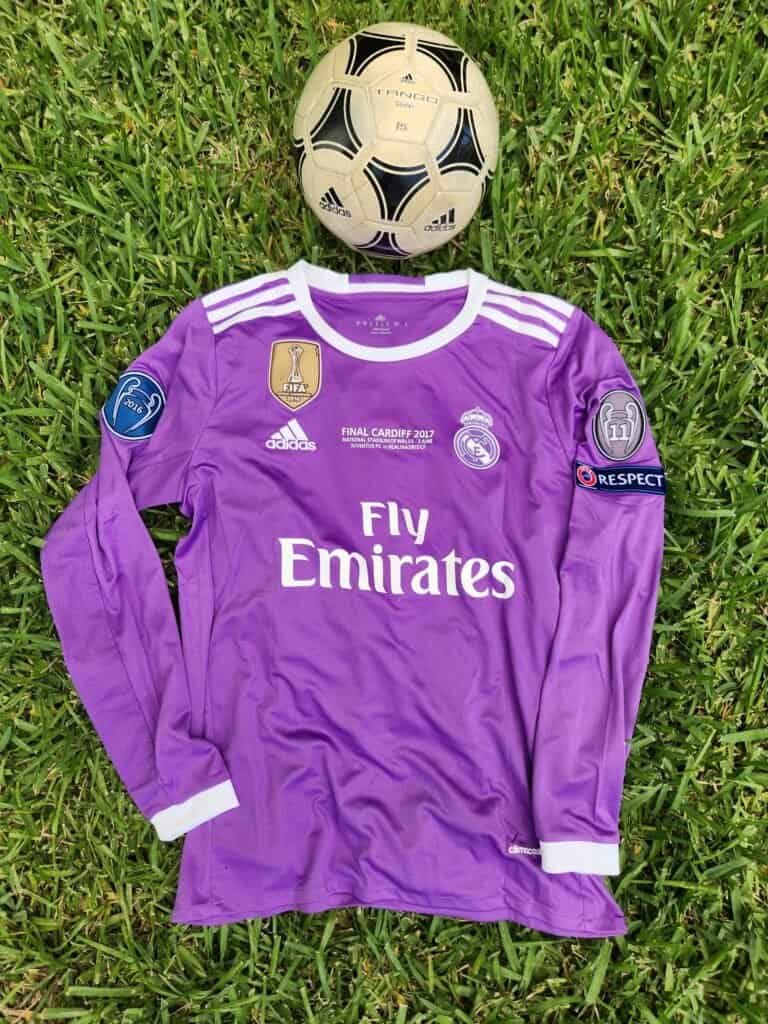 Real Madrid Away 16/17 Retro Long Slevees