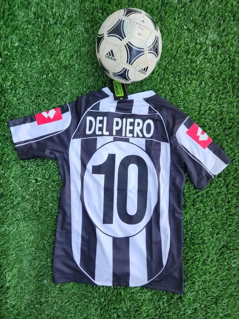 Juventus Home Retro 02/03