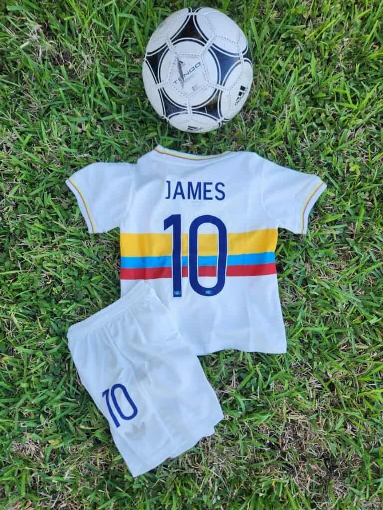 Kids Colombia Home 100 Years 24/25