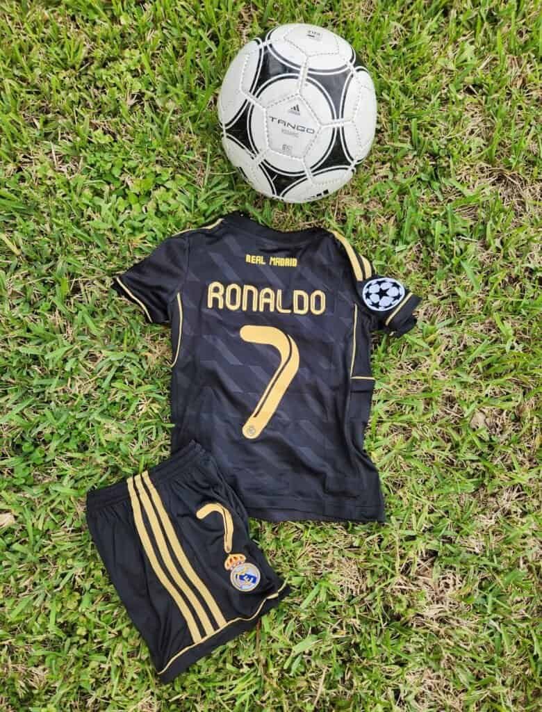 Kids Real Madrid Away Retro 11/12