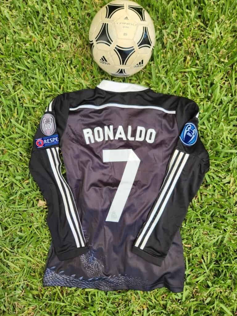 Real Madrid 14/15 Retro 3rd Kit Long Sleeves