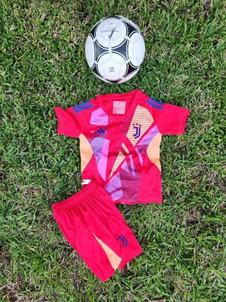 Kids Juventus Goalie Home 24/25