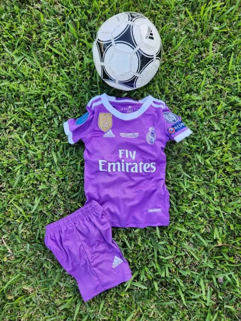 Kids Real Madrid Retro Away 16/17