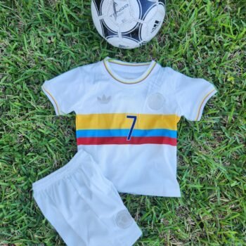 Kids Colombia Home 100 Years 24/25