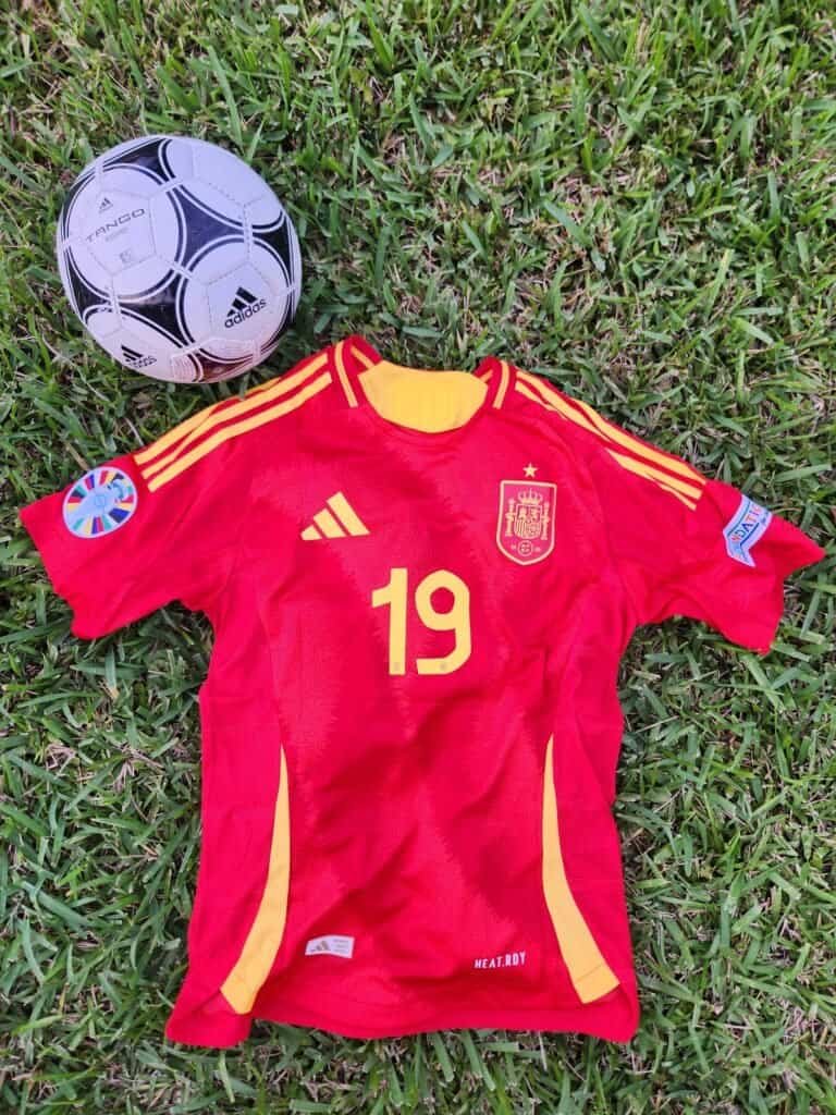Spain Home Fan Version 24/25