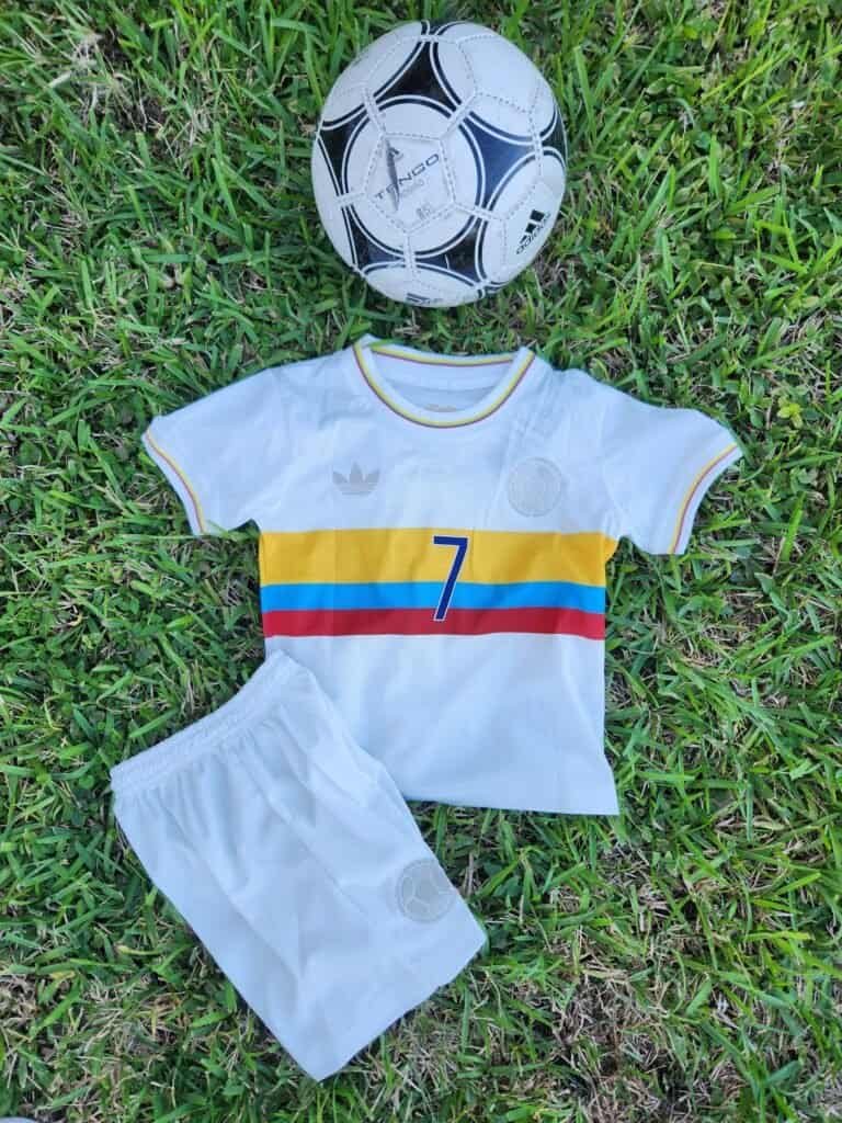 Kids Colombia Home 100 Years 24/25