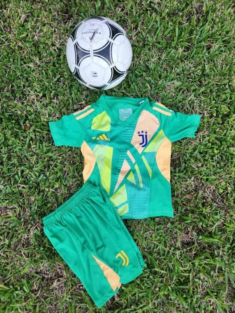 Kids Juventus Goalie 3rd Kit 24/25