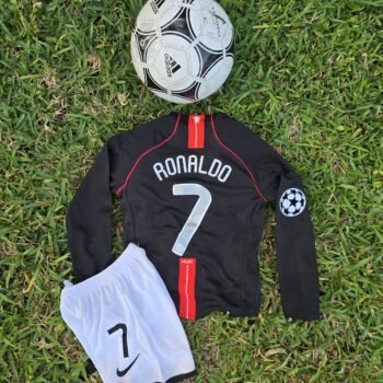 Kids Manchester United Away Retro 07/08 Long Sleeves - Image 2