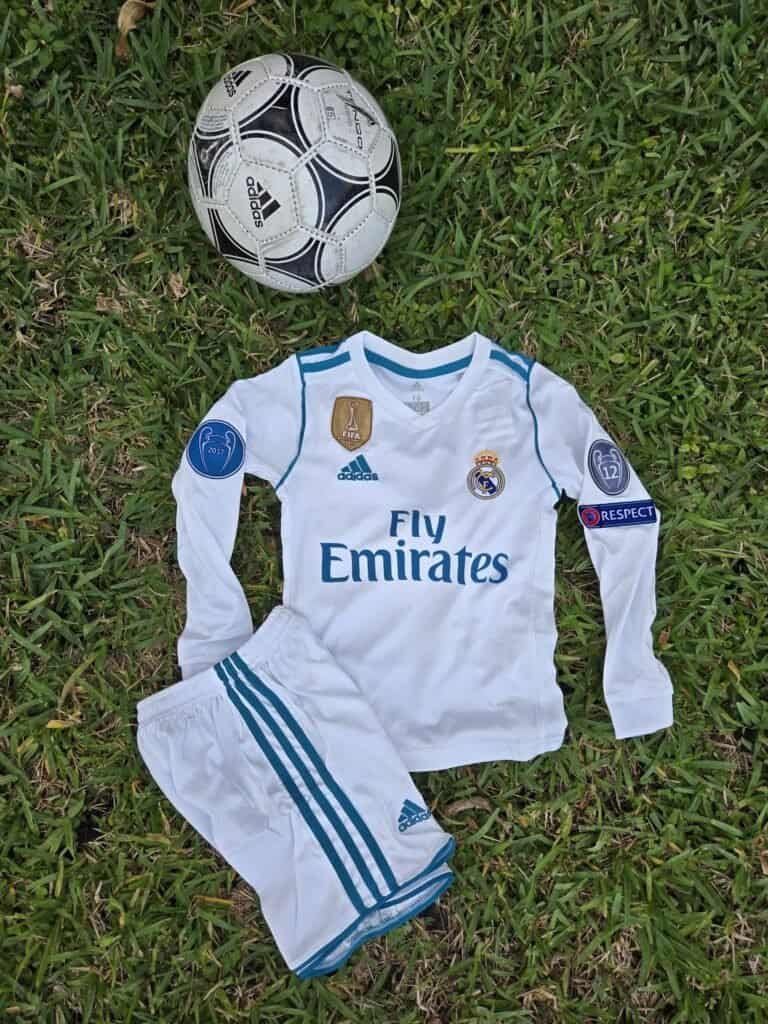 Kids Real Madrid Home Retro 17/18 Long Sleeves