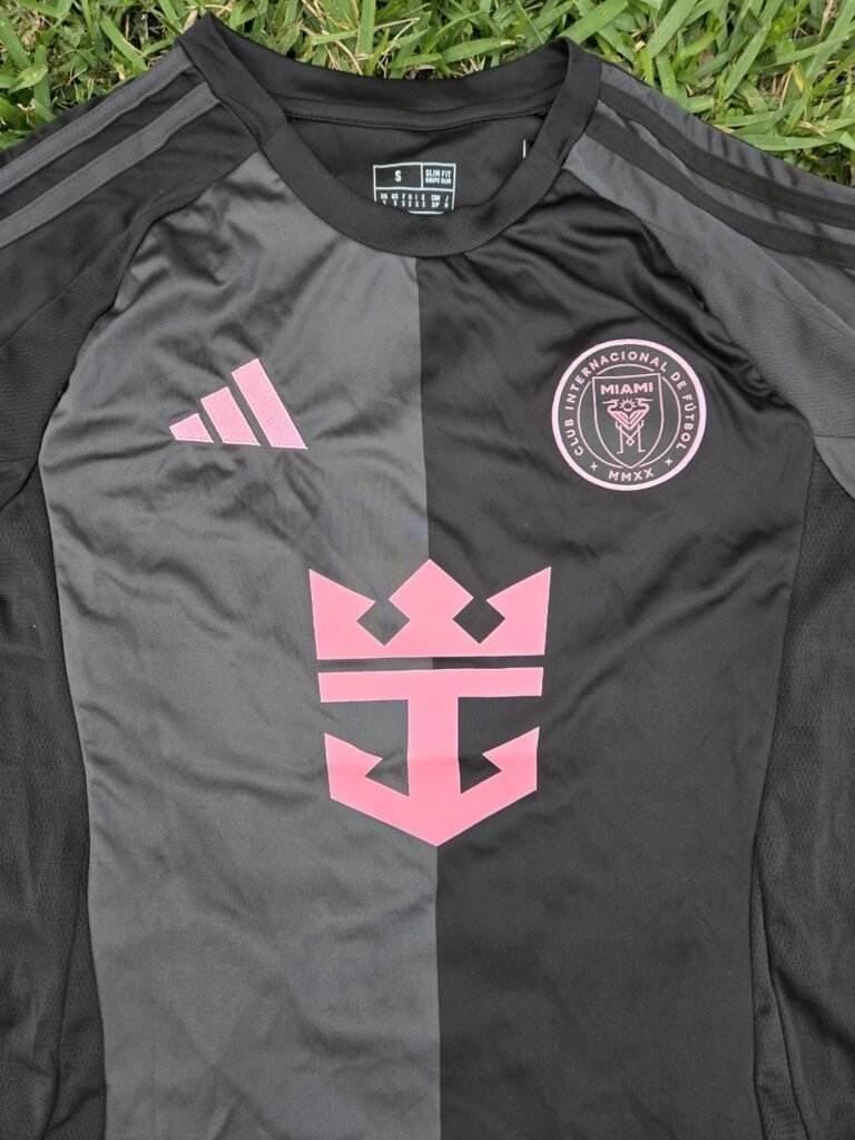 Inter Miami Away Fan Version 25/26