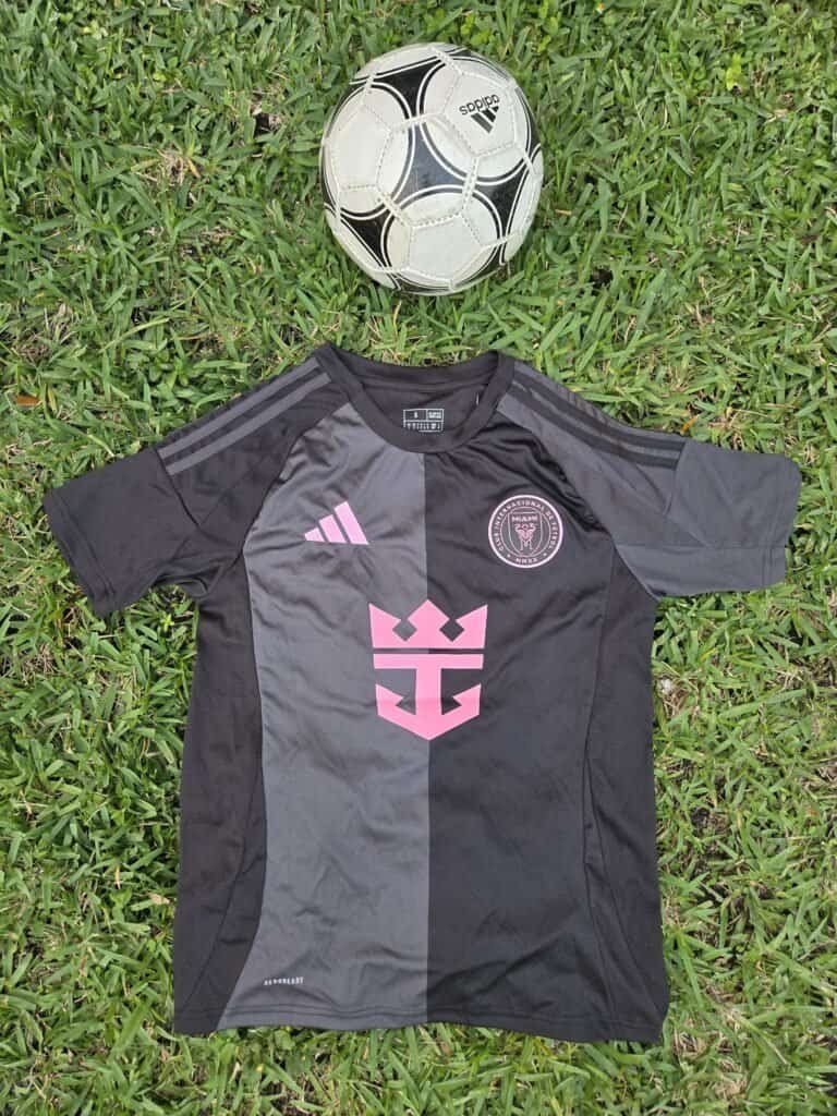 Inter Miami Away Fan Version 25/26