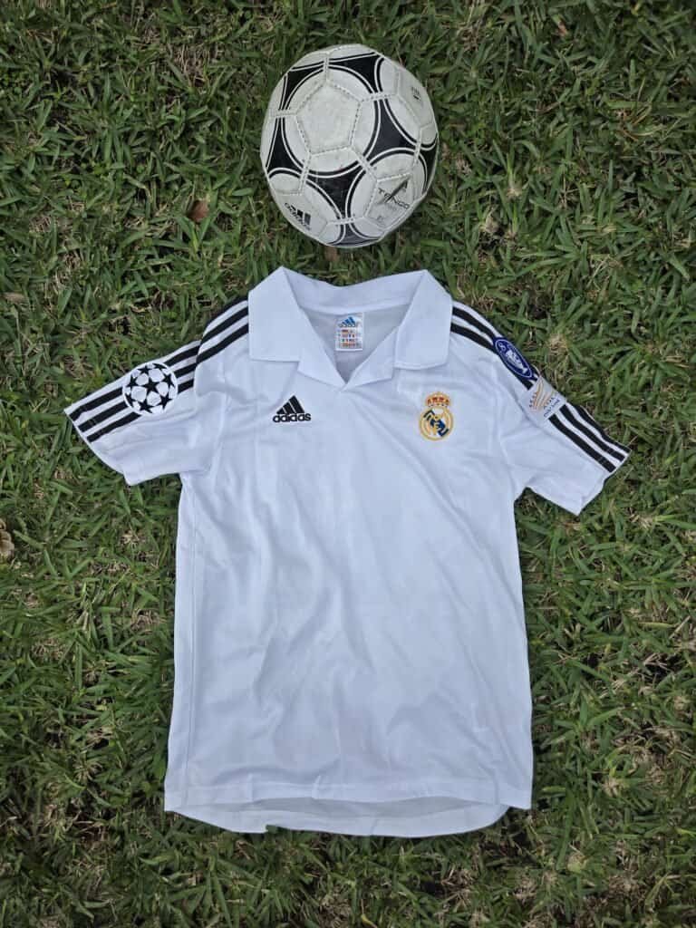Real Madrid Home Retro 01/02