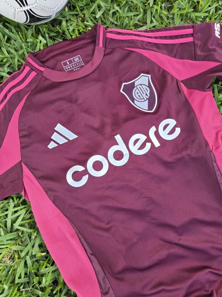 River Plate Away Fan 24/25