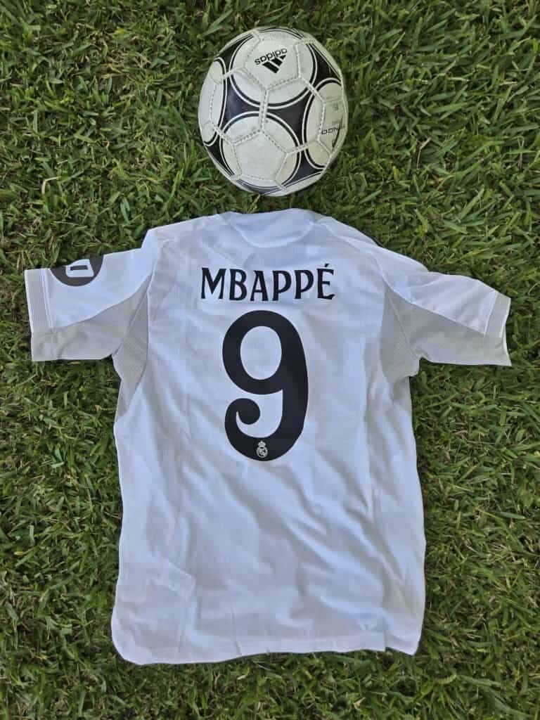 Real Madrid Home Player 25/26