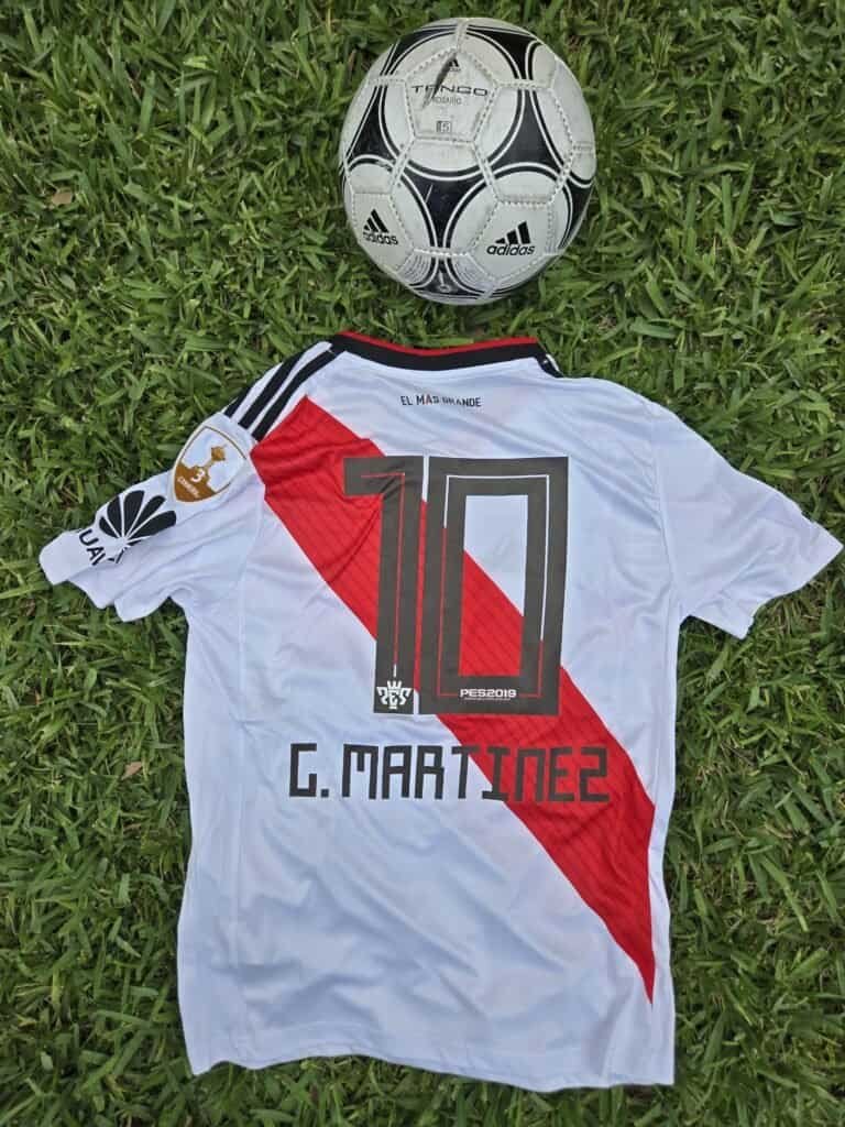 River Plate Home Retro 18/19