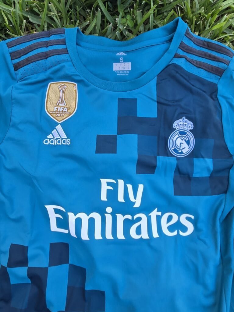 Real Madrid 3rd Kit 17/18 Retro