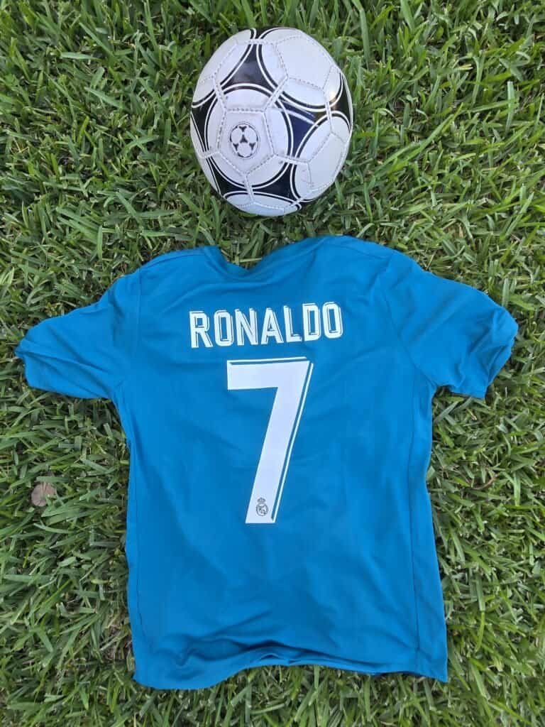 Real Madrid 3rd Kit 17/18 Retro