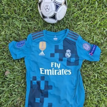 Real Madrid 3Rd Kit 17/18 Retro