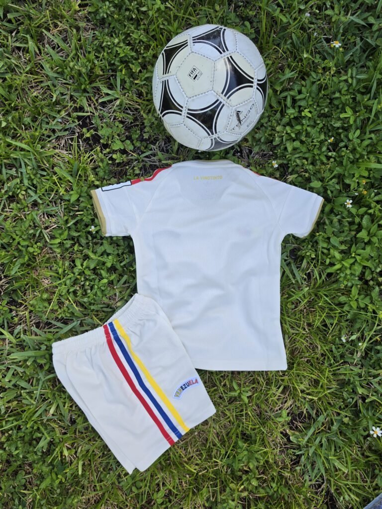 Kids Venezuela Away 26'