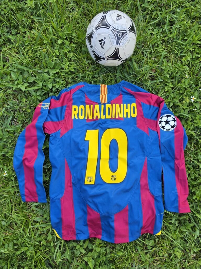 Barcelona Home Retro 05/06 Long Sleeves
