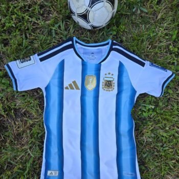 Argentina Woman Home Version 26'