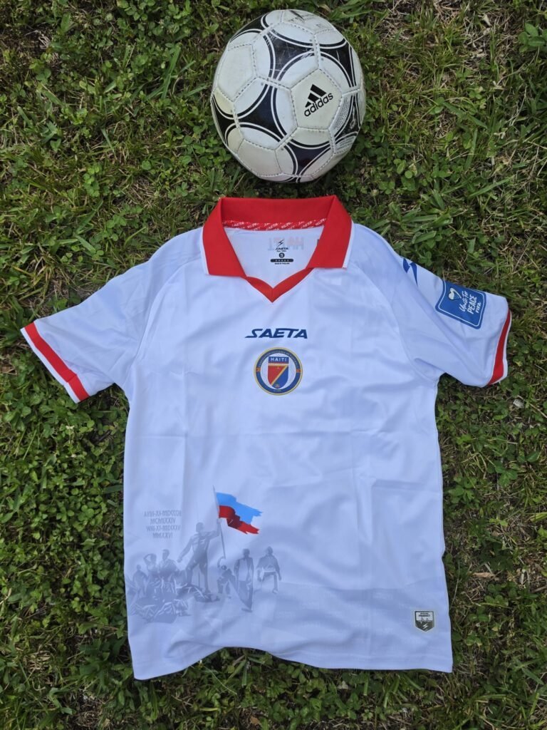 Haiti Away Fan Version 26'