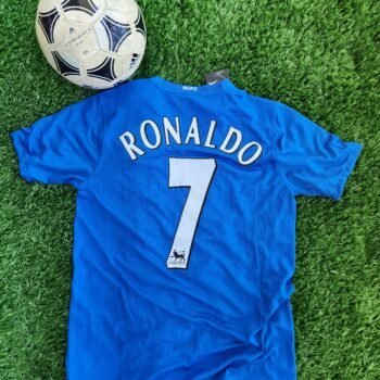 Manchester United 3rd Kit Retro 08/09 - Image 2