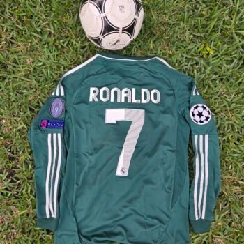 Real Madrid 3rd Kit 12/13 Retro Long Sleeves - Image 3