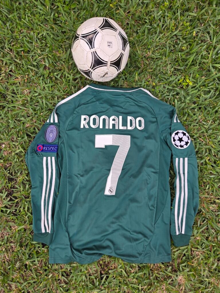 Real Madrid 3rd Kit 12/13 Retro Long Sleeves