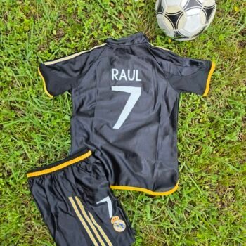 Kids Real Madrid Away Retro 99/00 - Image 2