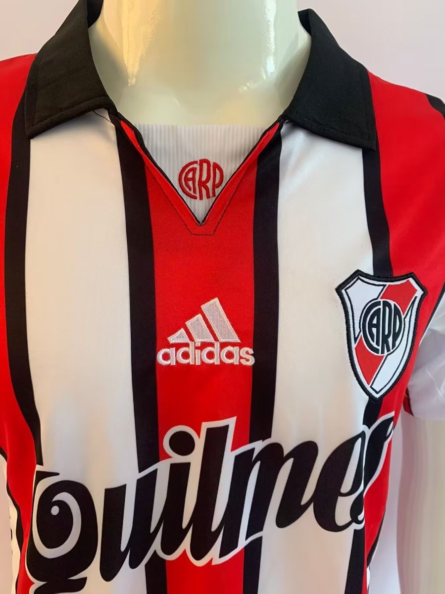 Retro 99/00 River Plate Third Red/White Stripes Jersey