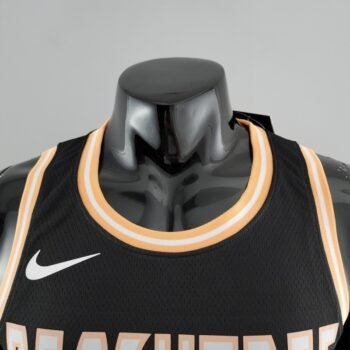 Atlanta Hawks Young #11 Limited Black NBA Jersey