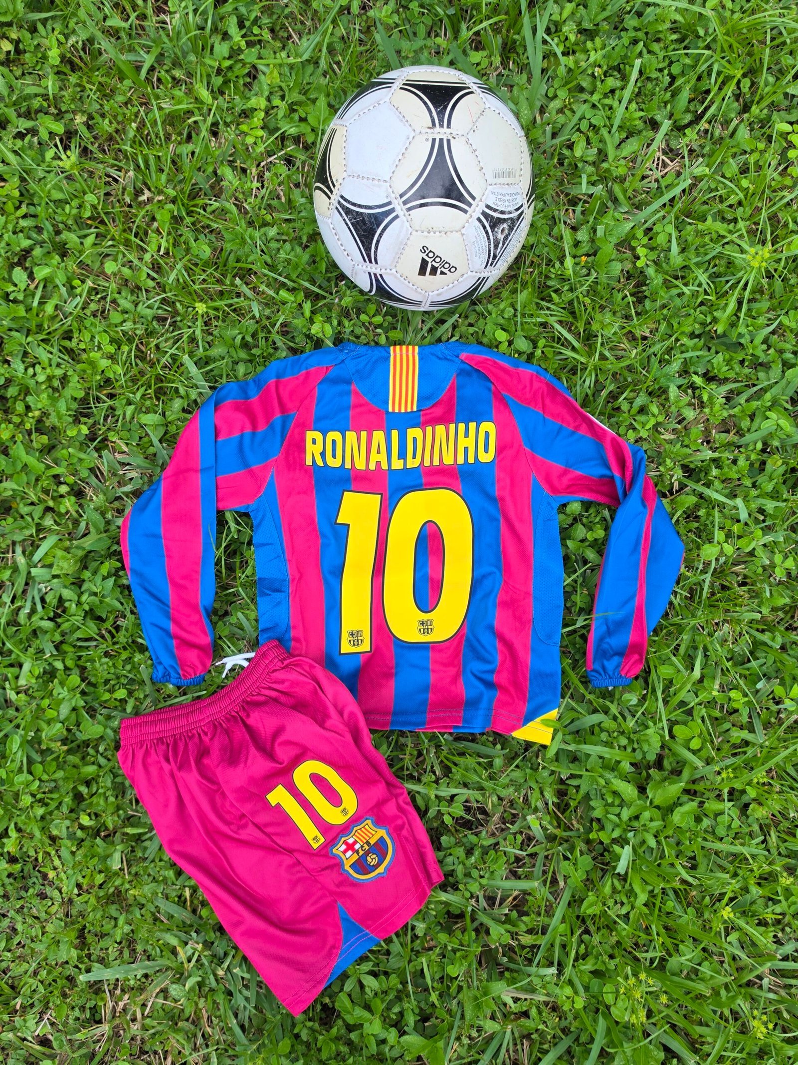 Kids Barcelona Home Retro 05/06 Long Sleeves - Image 3