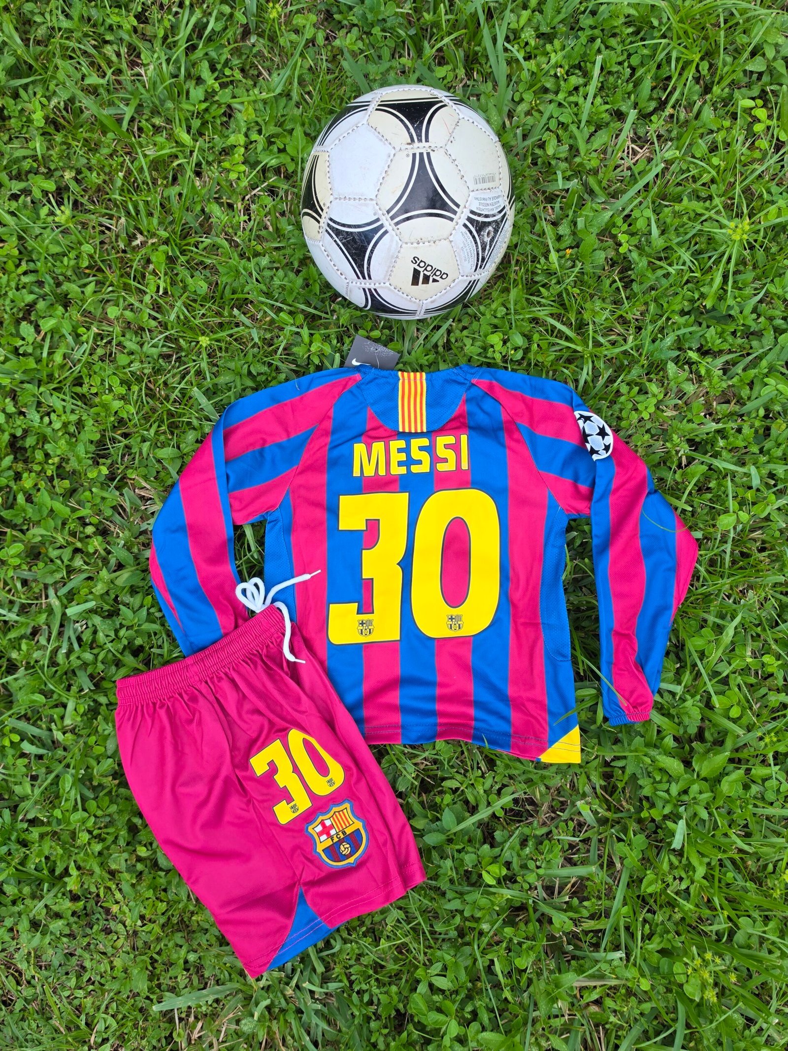 Kids Barcelona Home Retro 05/06 Long Sleeves - Image 2