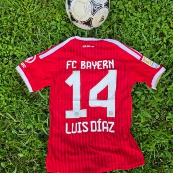 Bayern Munich Home 26/27 - Image 3