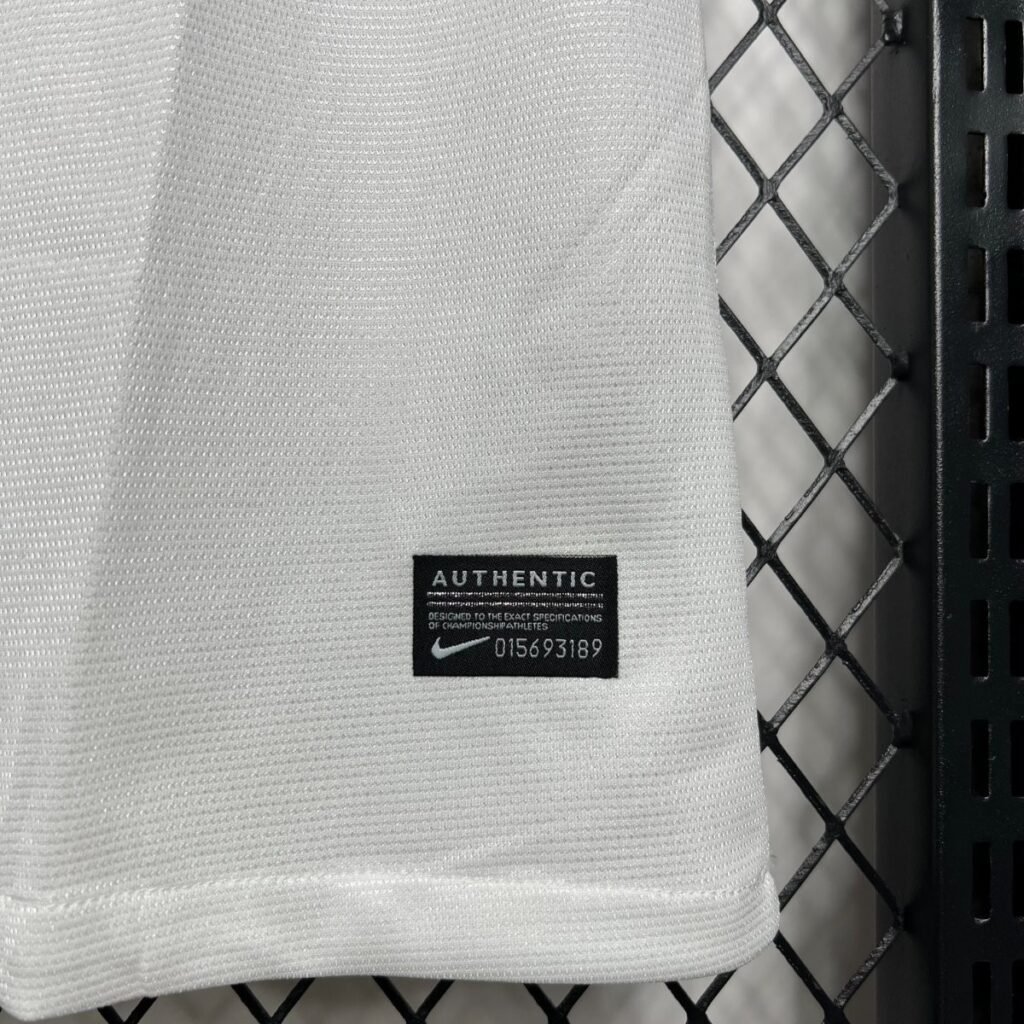 Retro 11/12 Santos Home Jersey