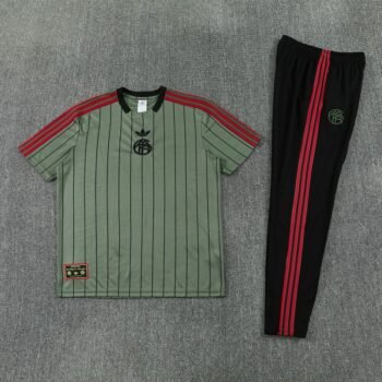 26/27 Bayern Dark Green Short Sleeve Tracksuit + Long Pants