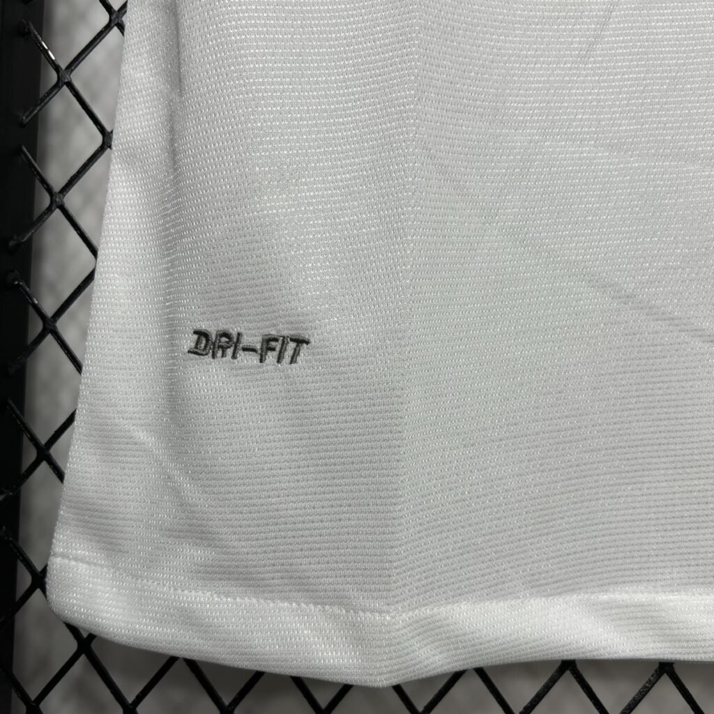 Retro 11/12 Santos Home Jersey