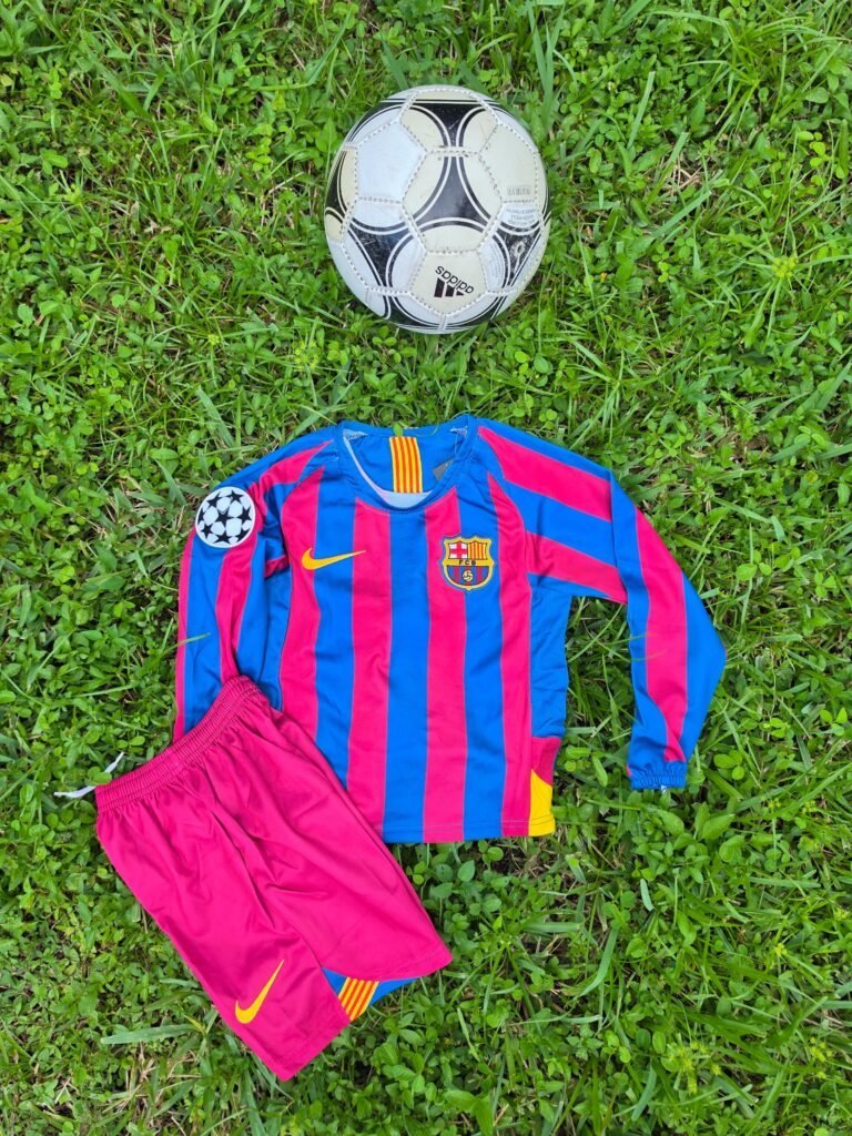Kids Barcelona Home Retro 05/06 Long Sleeves
