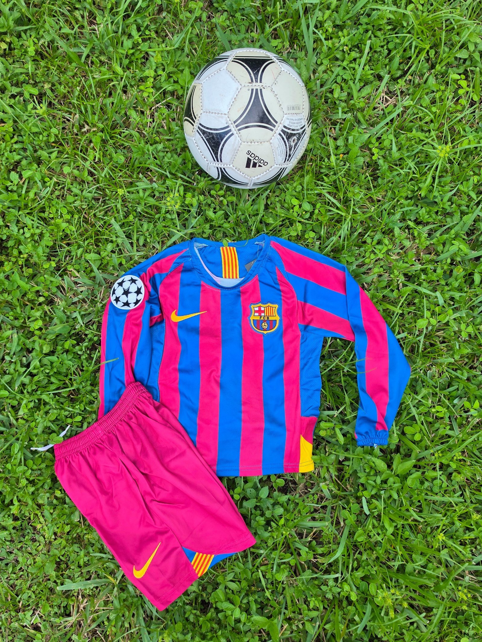 Kids Barcelona Home Retro 05/06 Long Sleeves - Image 1