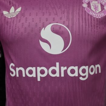 Player 2627 Manchester United Training Jersey Home Jersey - Image 4