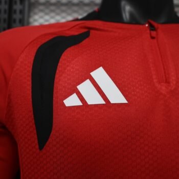 Player 2627 Manchester United FC Long Sleeve Home Red Jersey Home Jersey - Image 4