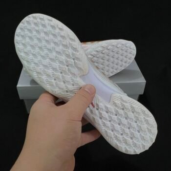Nike Mercurial Vapor Elite Cleats - Image 2