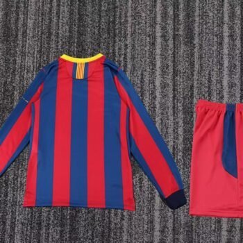 Barcelona 2010/11 Kids Home Long Sleeve Kit - Image 3